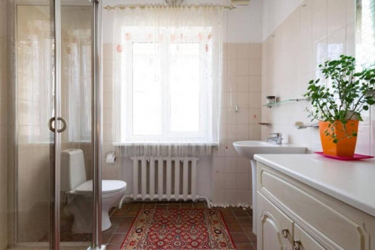 אלמטי Guest House On Maksimova 9 מראה חיצוני תמונה